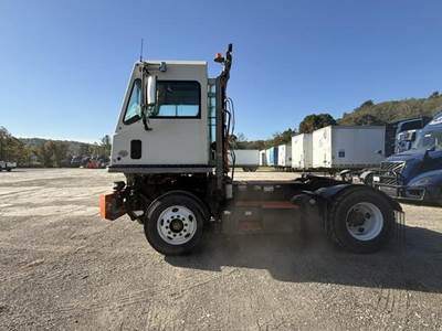 TICO PROSPOTTER Yard Spotter Truck - Cummins, 200HP, Amt