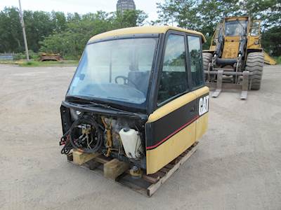 Caterpillar 162-4010 Cab