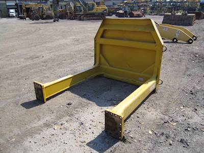 Komatsu 425-921-2400 Cab