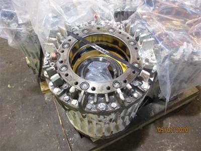 Komatsu WA500-7 Final Drive