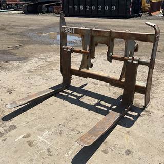 Komatsu WA200PT-5 Fork