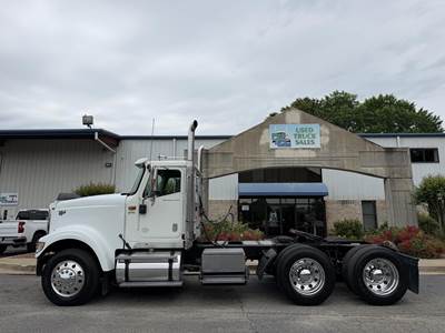 International 9900 Day Cab Truck - Cummins 485HP, 10 Speed Manual