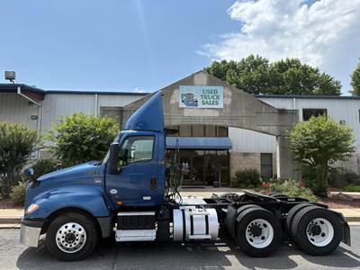 International LT Day Cab Truck - Cummins 400HP, 10 Speed Ultrashift Amt