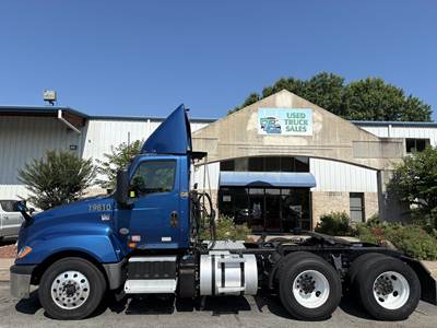 International LT Day Cab Truck - Cummins 400HP, 10 Speed Ultrashift Amt