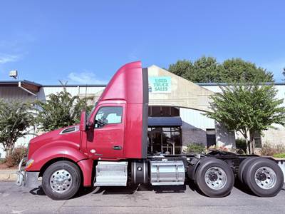 Kenworth T680 Day Cab Truck - Paccar 455HP, 10 Speed Endurant Manual