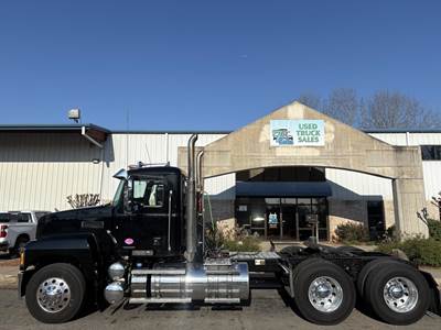 Mack Pinnacle 64T Day Cab Truck - MP8-445 445HP, 12 Speed M Drive Amt