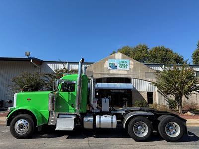 Peterbilt 389 Day Cab Truck - Cummins 525HP, 13 Speed Manual