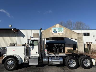 Peterbilt 389 Day Cab Truck - Cummins 565HP, 18 Speed Manual
