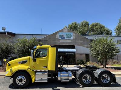 Peterbilt 579 Day Cab Truck - Detroit 500HP, 10 Speed Manual