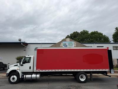 International MV 24 ft Box Truck - 220HP, 6 Speed Allison Hs Automatic, Roll up Door, Liftgate