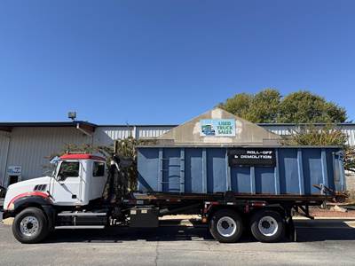 Mack Granite GU813 Roll Off Truck - MP7, 370HP, Automatic