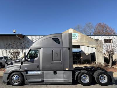 Freightliner Cascadia 126 Sleeper Semi Truck - 70" Raised Roof Sleeper, Detroit 400HP, 12 Speed Dt12 Automatic