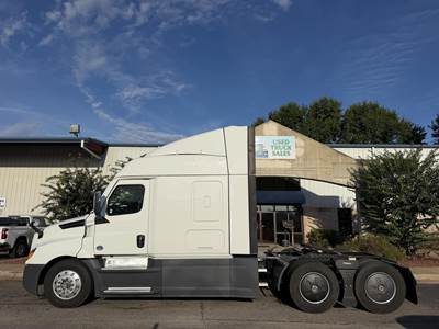 Freightliner Cascadia 126 Sleeper Semi Truck - 72" Mid Roof Sleeper, Detroit 455HP, 12 Speed Dt12 Amt