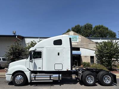 Freightliner Columbia 120 Sleeper Semi Truck - 72" Raised Roof Sleeper, Detroit 500HP, 10 Speed Manual