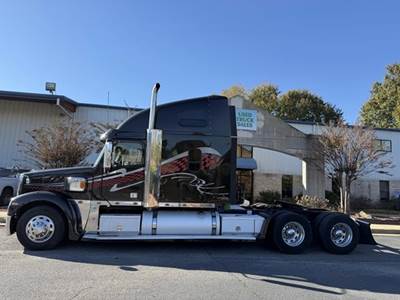 Freightliner Coronado 132 Sleeper Semi Truck - 70" Raised Roof Sleeper, Detroit 500HP, 10 Speed Manual
