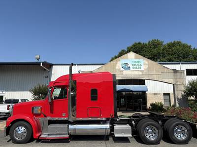 Freightliner Coronado 132 Sleeper Semi Truck - 80" Mid Roof Sleeper, Detroit 500HP, 13 Speed Manual