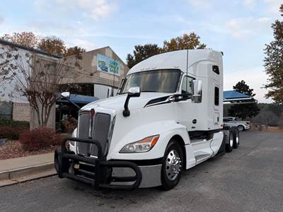 Kenworth T680 Sleeper Semi Truck - 72" Raised Roof Sleeper, Paccar 510HP, 12 Speed Endurant Automatic