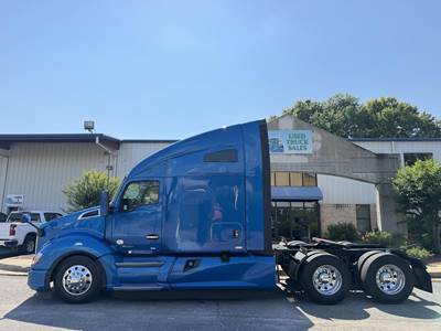 Kenworth T680 Sleeper Semi Truck - 76" Raised Roof Sleeper, Cummins 400HP, 10 Speed Manual