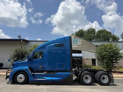 Kenworth T680 Sleeper Semi Truck - 76" Raised Roof Sleeper, Paccar 455HP, 12 Speed Automatic