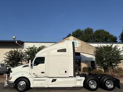 Kenworth T680 Sleeper Semi Truck - 76" Raised Roof Sleeper, Paccar 455HP, 12 Speed Amt