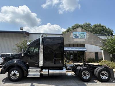 Kenworth T880 Sleeper Semi Truck - 76" Mid Roof Sleeper, Cummins 450HP, 12 Speed Endurant Automatic
