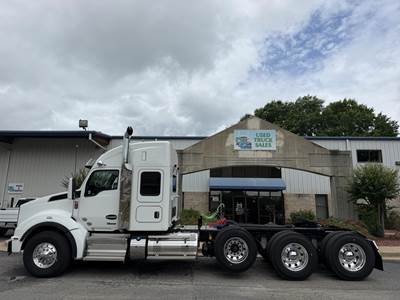 Kenworth T880 Tri Axle Sleeper Semi Truck - 52" Mid Roof Sleeper, Cummins 565HP, 18 Speed Manual
