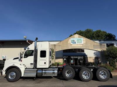Kenworth T880 Tri Axle Sleeper Semi Truck - 52" Mid Roof Sleeper, Cummins 565HP, 18 Speed Manual