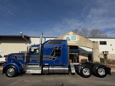 Kenworth W900L Sleeper Semi Truck - 86" Raised Roof Sleeper, Cummins 565HP, 18 Speed Manual