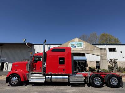 Kenworth W900L Sleeper Semi Truck - 86" Mid Roof Sleeper, Cummins 565HP, 18 Speed Manual