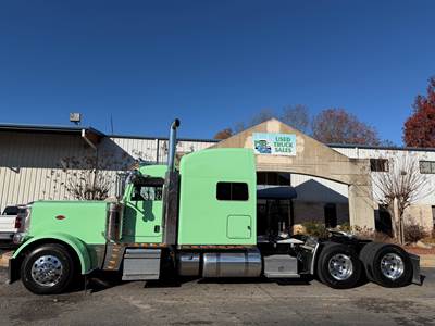 Peterbilt 389 Sleeper Semi Truck - 70" Mid Roof Sleeper, Cummins 565HP, 18 Speed Manual