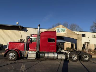 Peterbilt 389 Sleeper Semi Truck - 70" Mid Roof Sleeper, Cummins 565HP, 18 Speed Manual