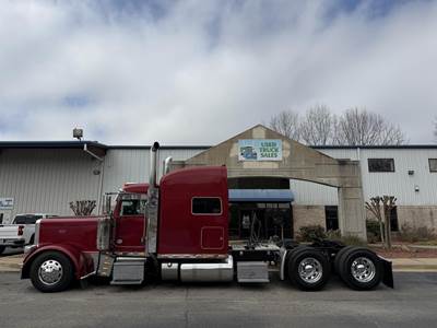 Peterbilt 389 Sleeper Semi Truck - 70" Mid Roof Sleeper, Cummins 565HP, 18 Speed Manual