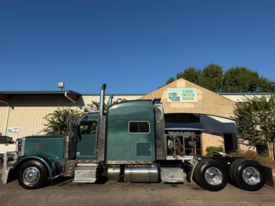 Peterbilt 389 Sleeper Semi Truck - 80" Mid Roof Sleeper, Cummins 565HP, 18 Speed Manual