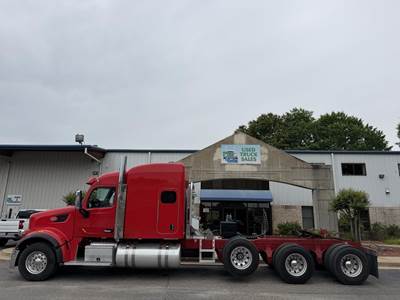 Peterbilt 567 Tri Axle Sleeper Semi Truck - 80" Mid Roof Sleeper, Cummins 550HP, 18 Speed Manual