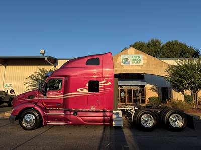 Peterbilt 579 Sleeper Semi Truck - 80" Raised Roof Sleeper, Paccar 455HP, 10 Speed Manual