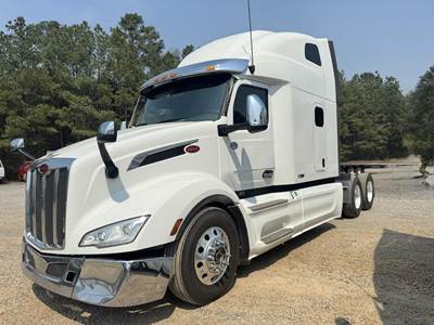 Peterbilt 579 Sleeper Semi Truck - 80" Raised Roof Sleeper, Cummins, Amt
