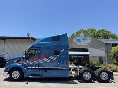 Peterbilt 579 Sleeper Semi Truck - Raised Roof Sleeper, Cummins 500HP, 12 Speed Endurant Amt