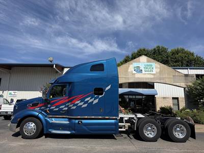 Peterbilt 579 Sleeper Semi Truck - Raised Roof Sleeper, Cummins 500HP, 12 Speed Endurant Amt