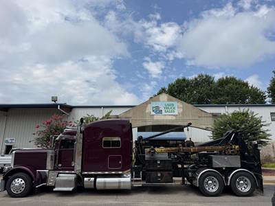 Peterbilt 389 Tandem Axle Wrecker Tow Truck - Cummins, 525HP, 13 Speed Manual