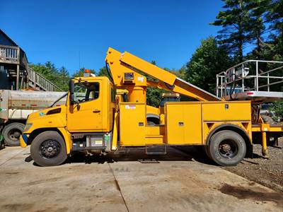 2011 Hino Conventional Cab Bucket Truck
