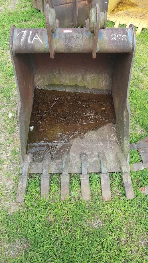 30" Geith Digging Bucket For Sale Lebanon, ME 3042