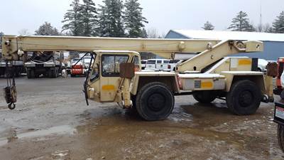 1989 Koehring LRT110 Crane