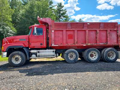 1996 Mack CL713 Tri-Axle Dump Truck