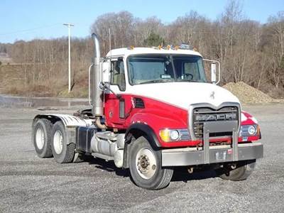 2005 Mack Granite CV713 Tandem Axle Truck Tractor