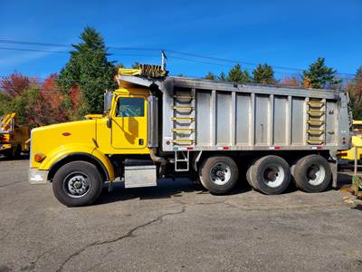 2006 Peterbilt 357 Tri-Axle Dump Truck