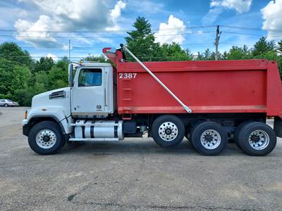 2018 Western Star 4700SF Dump Truck