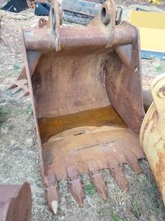 Geith 48" Excavator Bucket