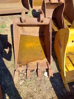 John Deere Excavator Bucket for backhoe