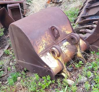 40" Digging Excavator Bucket