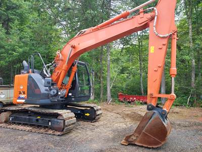 2020 Hitachi ZX135US-6 Hydraulic Tracked Excavator